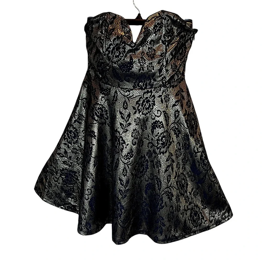 Women's Strapless‎ LoveMarks Dress Small Black/Gold Floral Short Preowned